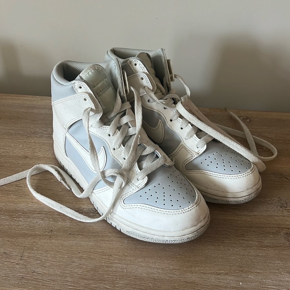 Nike - Grey and White High Dunk